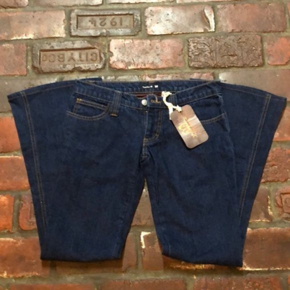 NWT Frankie B Low Rise Dark Wash Flare Jeans Size 2 - Picture 6 of 8
